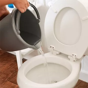 how to drain a toilet with a bucket of water