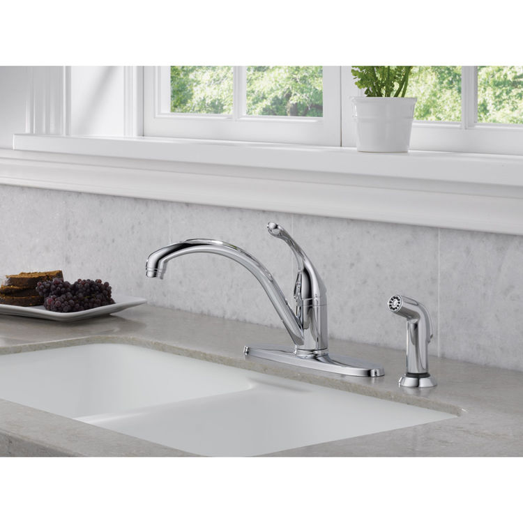 Delta 440-SS-DST Collins One Handle Kitchen Faucet w/Sprayer in Stainless  Steel